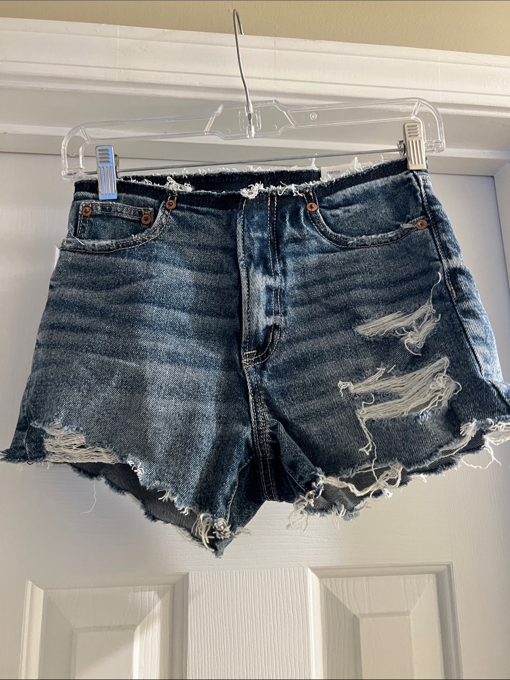 American Eagle Distressed  Denim Shorts NWT